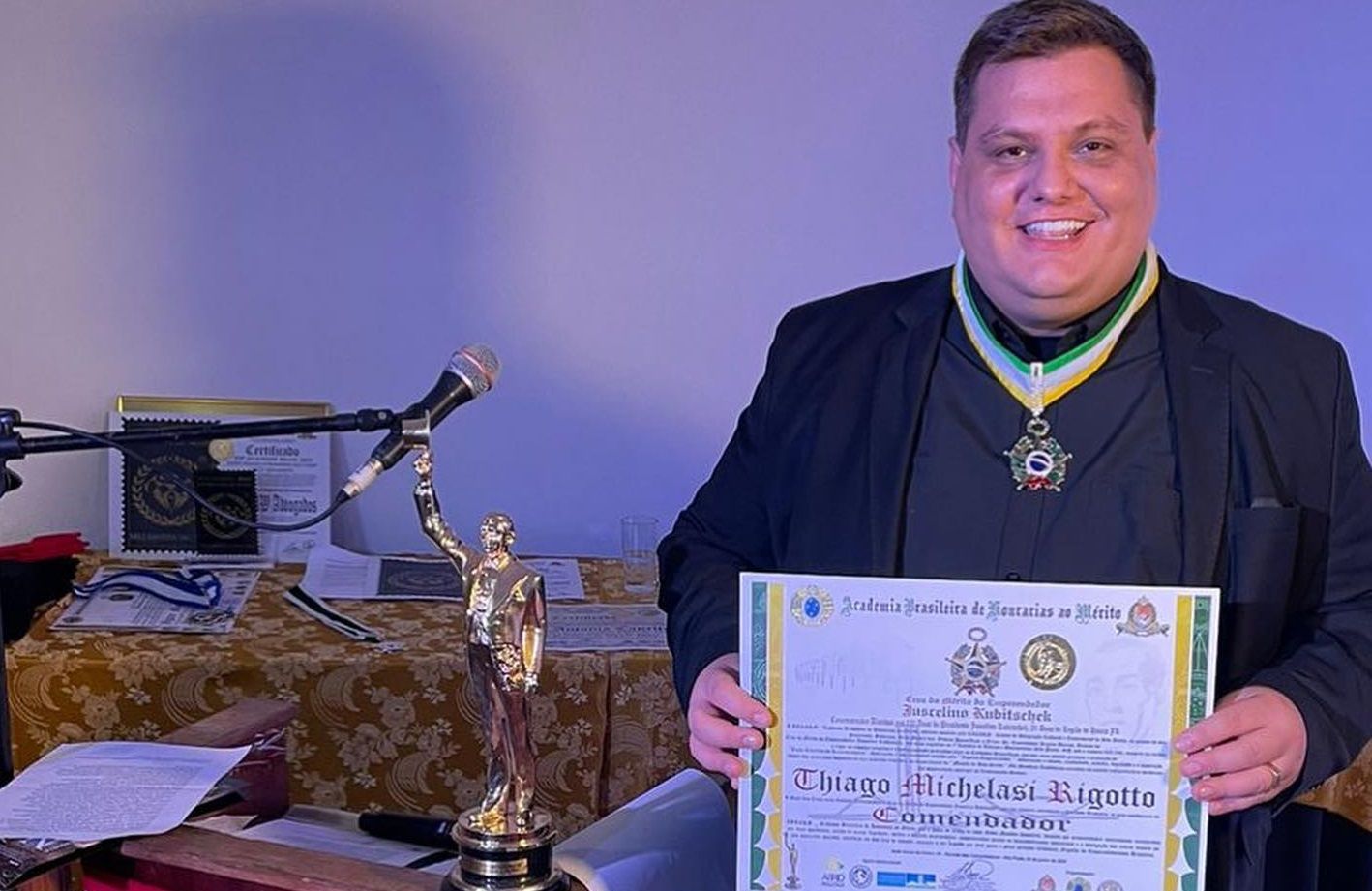 Thiago Michelasi — Comendador · ABRAHM · Jornalista e Apresentador — Foto Oficial