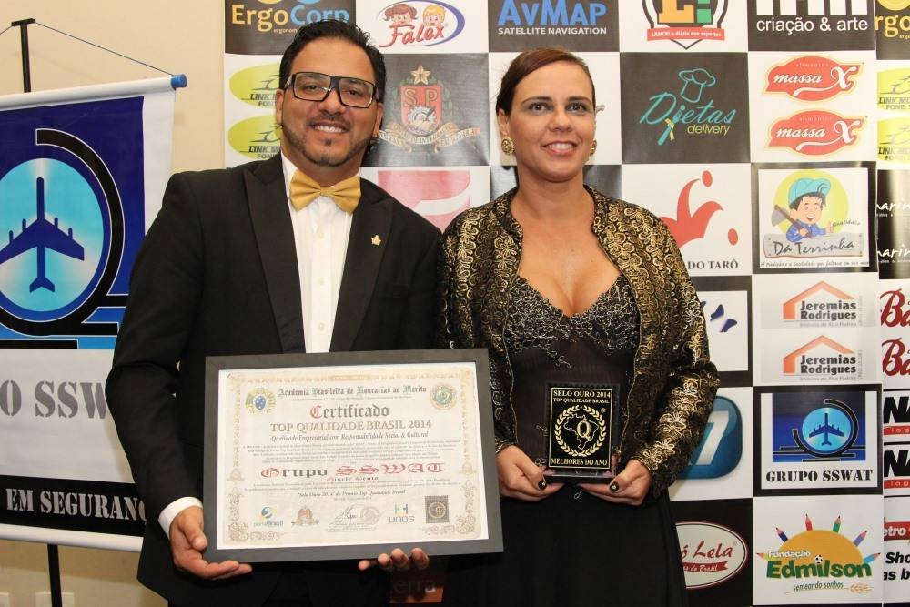 Comendador Regino Barros — Foto Oficial Notícias R7